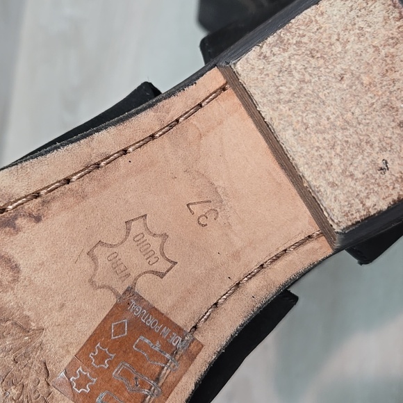 Free People Women Cut Out Side Black Suede Ankle Boots Shoes Sz 37/6.5-7 - Picture 12 of 14